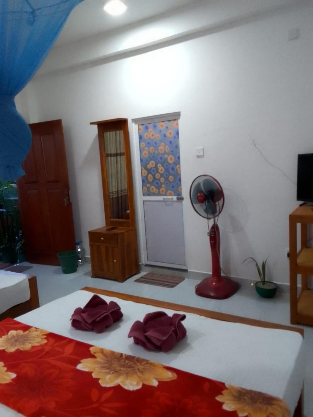 Charming View Homestay Ella Exterior photo